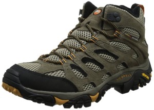 hiking boots with wide toe box